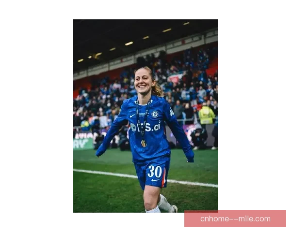 切尔西女足在艾玛·海耶斯离任前凭净胜球险胜曼城成功卫冕英超冠军