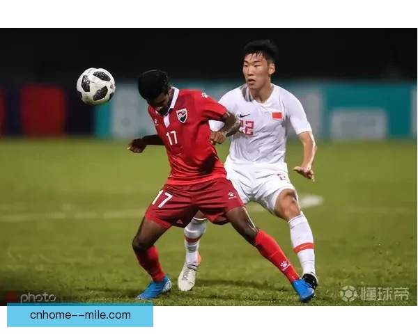 朱辰杰防线屡屡化险为夷成为球队定海神针助力国足稳固后防